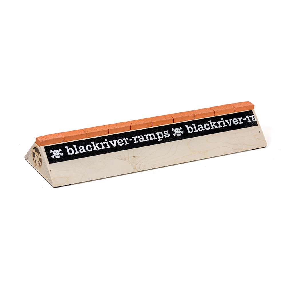 Blackriver: Brick Block