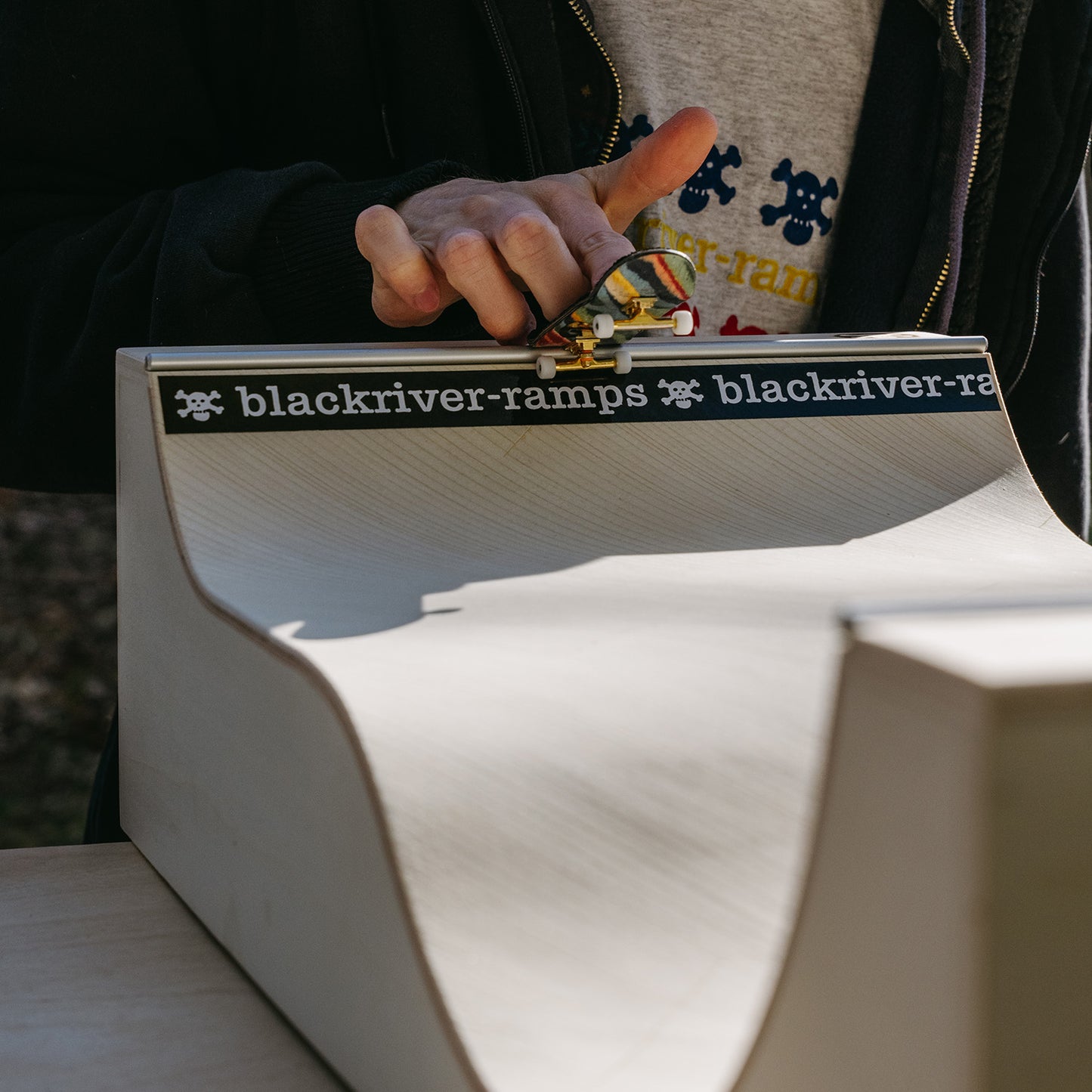 Blackriver: Mike Schneider V Waterfall Mini