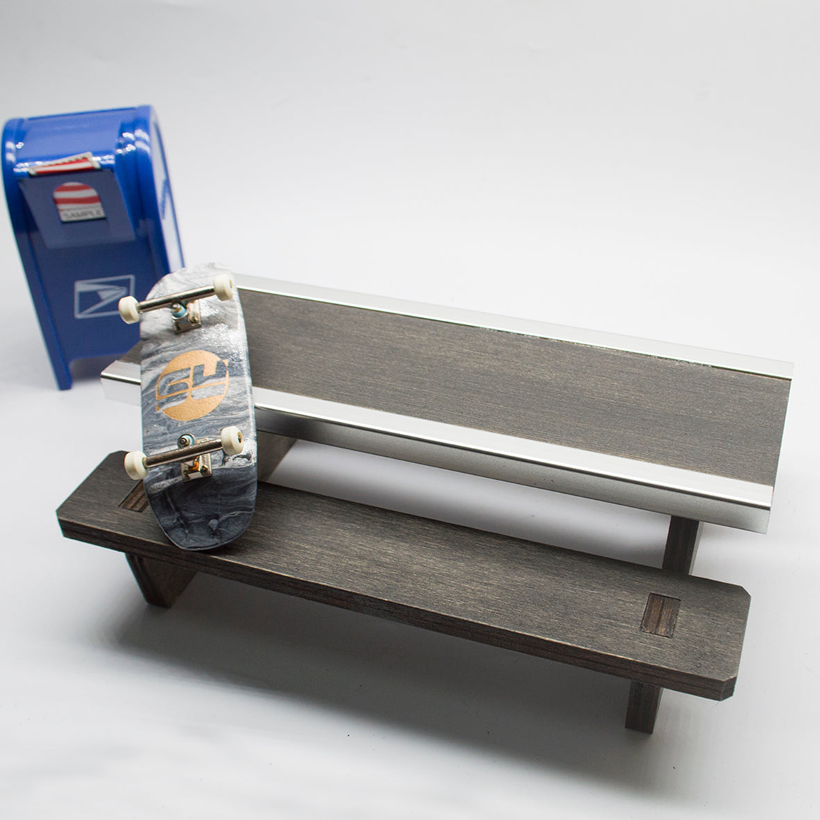 Pinic Table