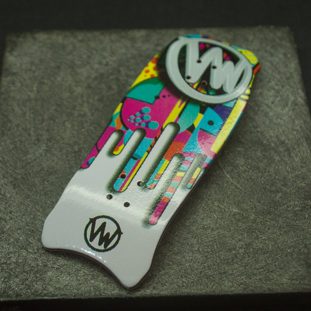 Vividwood Deck (Hammer)