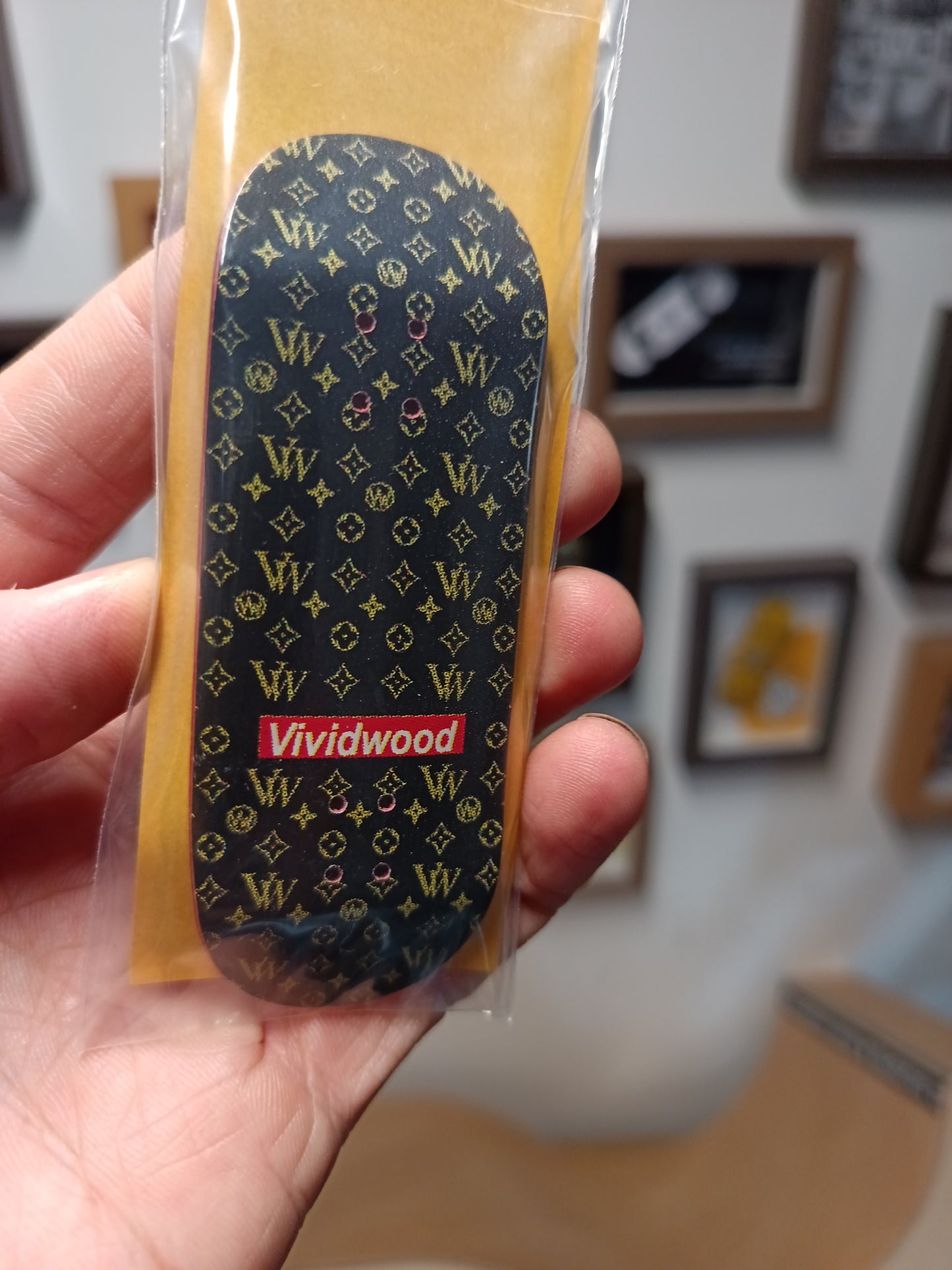 Vividwood Deck (Sizzle)