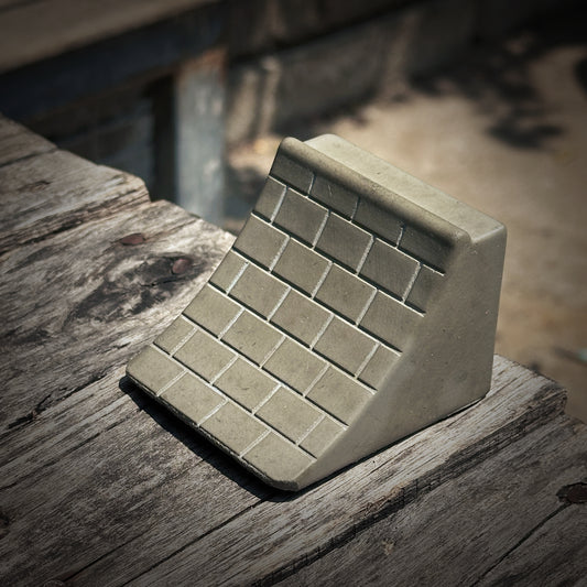 Pocket Concrete Quarter