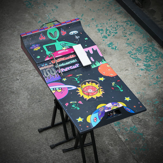 Wandering X Spotguy Alien Fingerboard Park