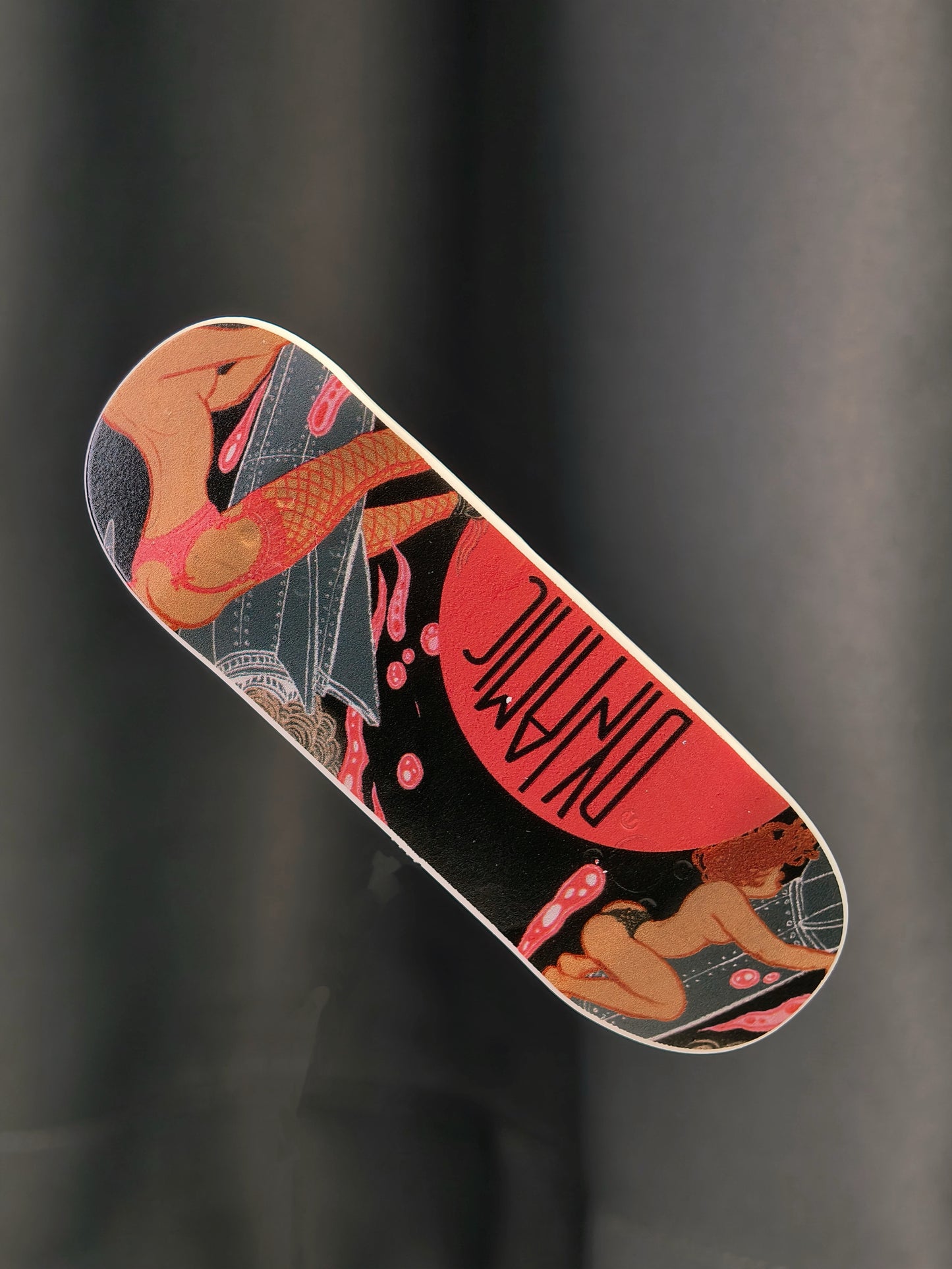 Dynamic Plastic Deck