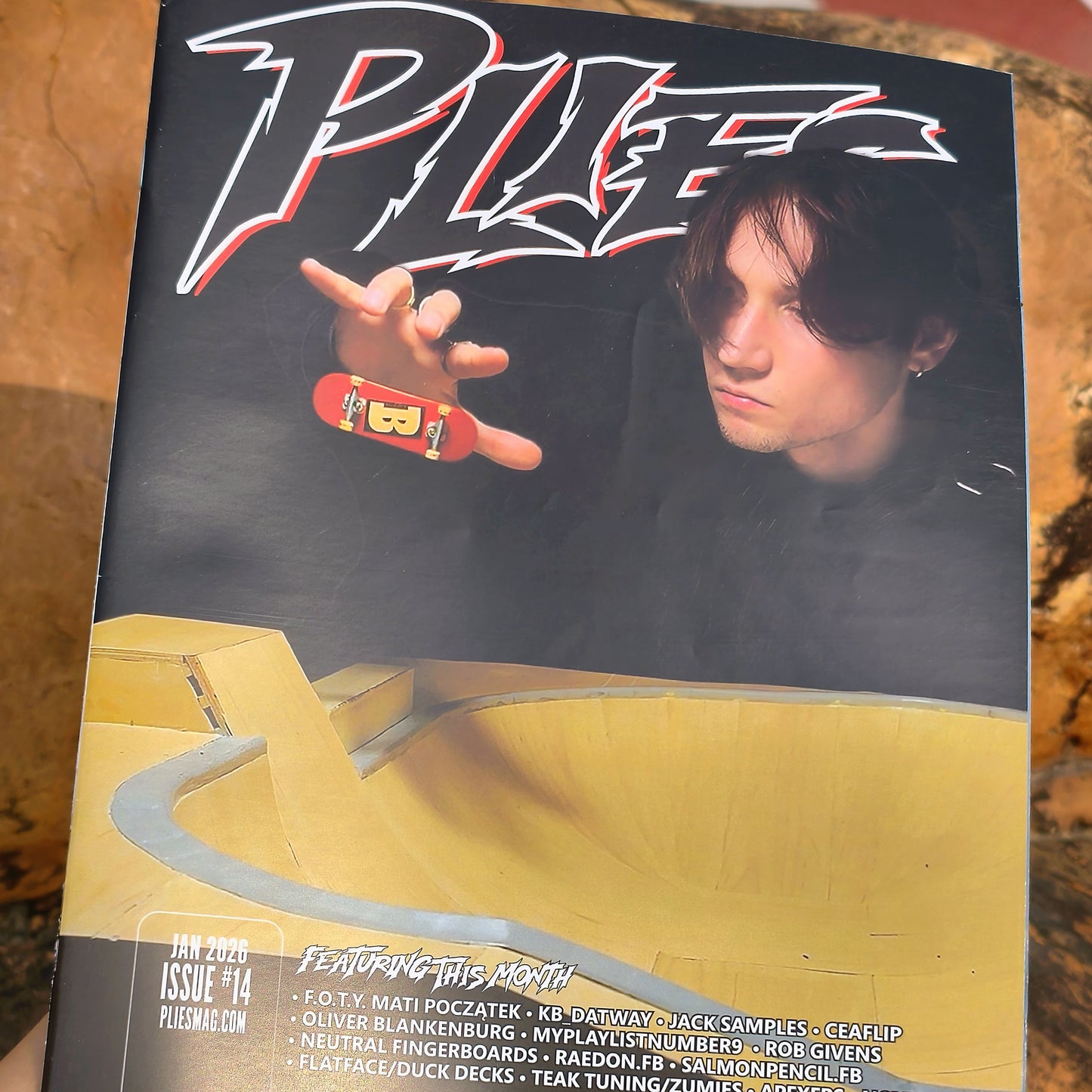 Plies Magazines