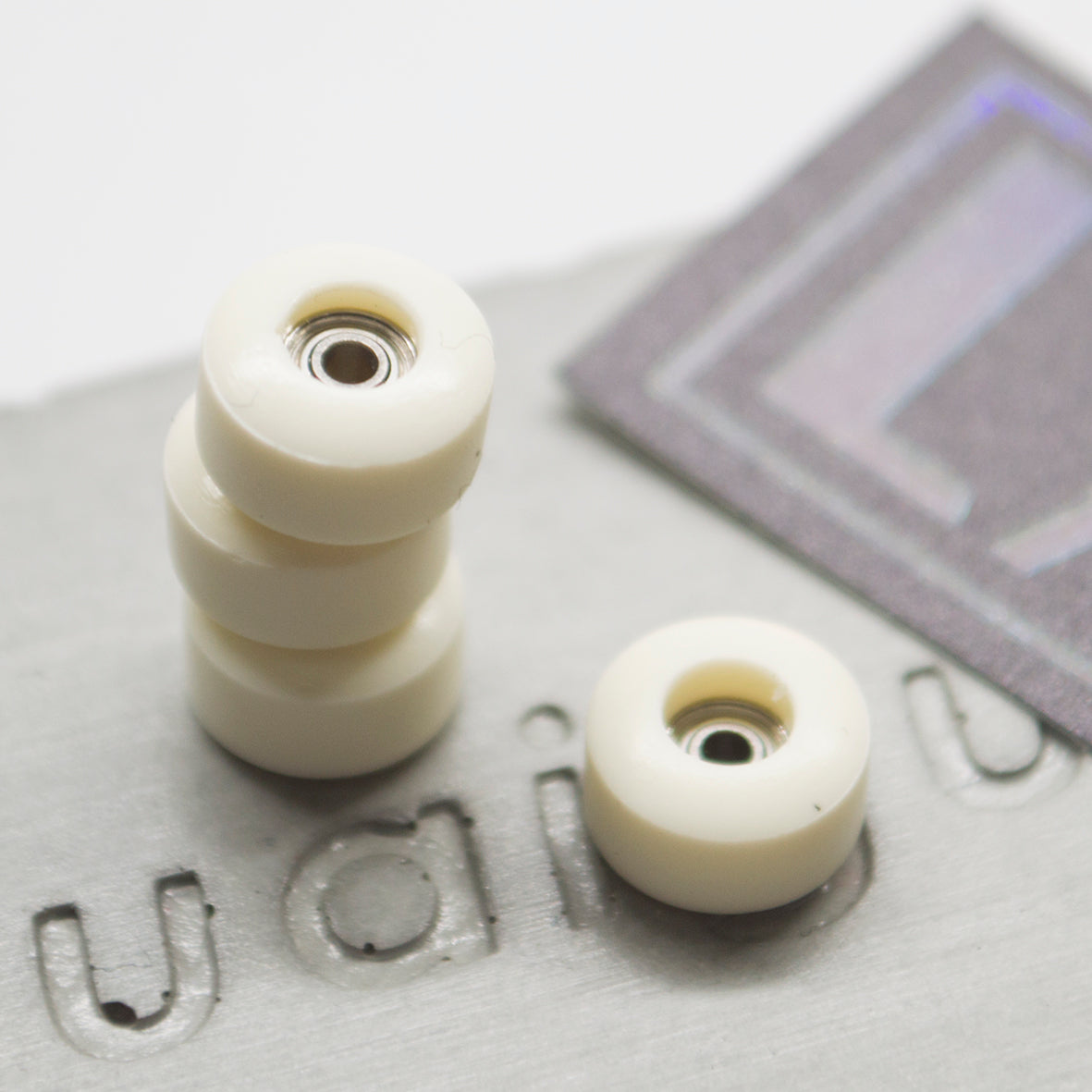 Labwheels - Rare White All Shapes (2025)