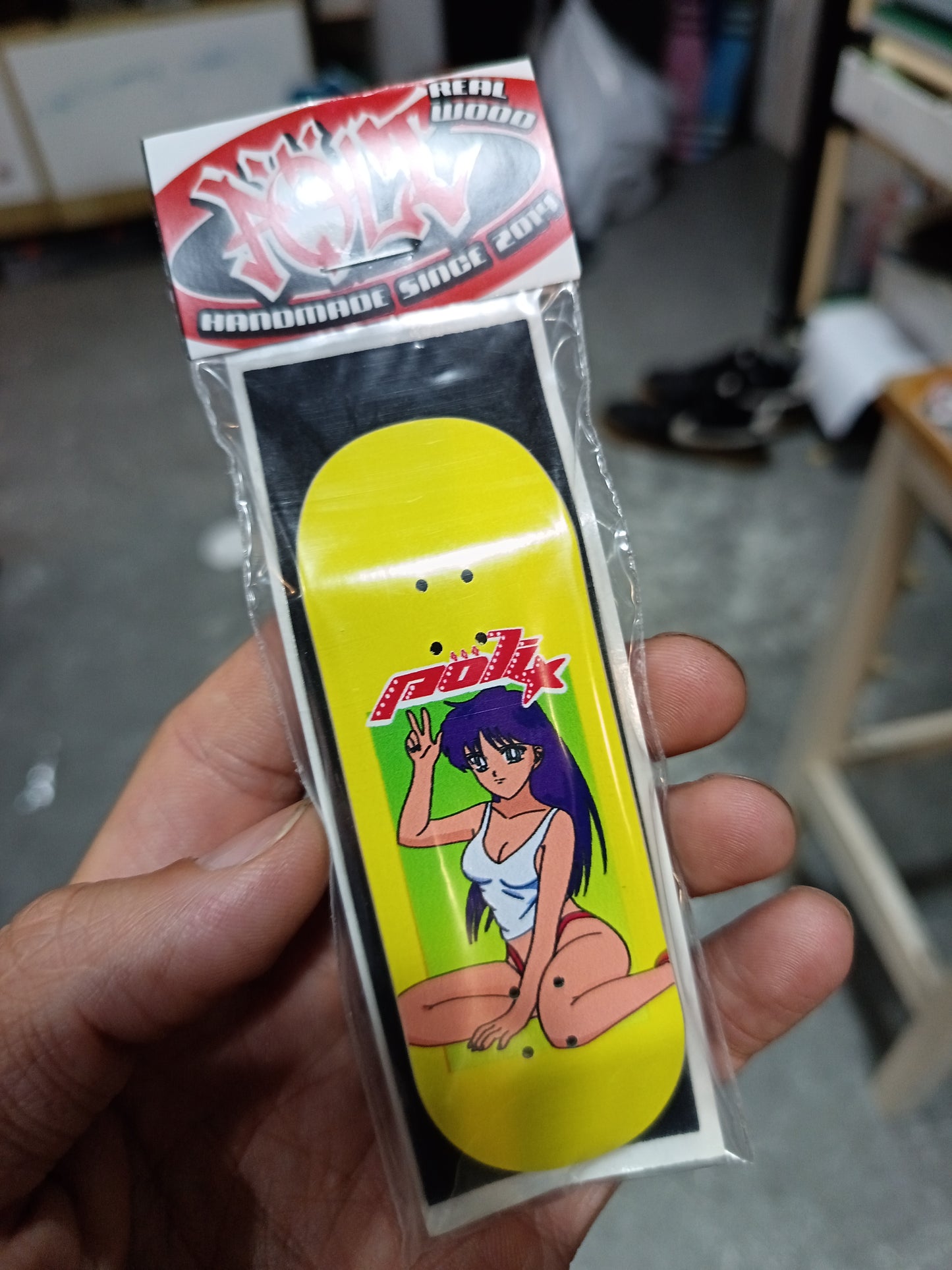 Poli Decks